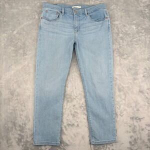 Levis Boyfriend Light Wash Blue Stretch Jeans 31x27 (Fits 32x27) Relaxed Classic